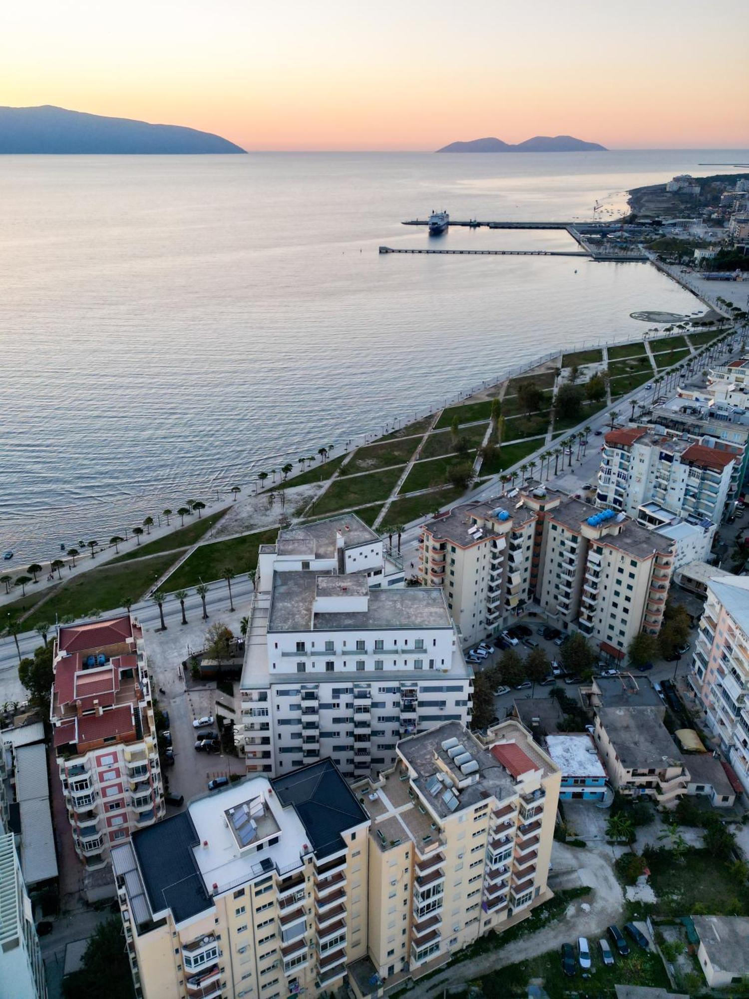 Imperial Visar Rooms Vlore Exterior photo